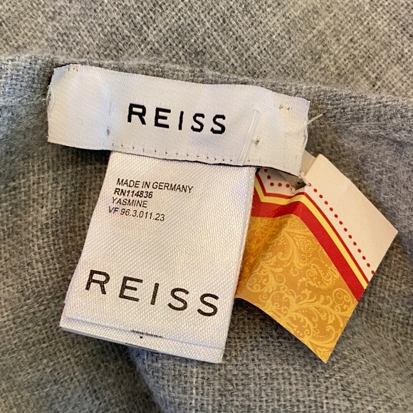 NWT REISS Yasmine Poncho Wrap Shawl - Picture 11 of 13